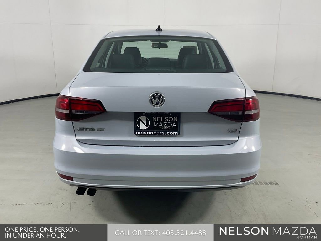 Used 2017 Volkswagen Jetta SE FWD image 7