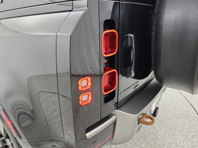 Certified 2023 Land Rover Defender 110 X-Dynamic SE image 55