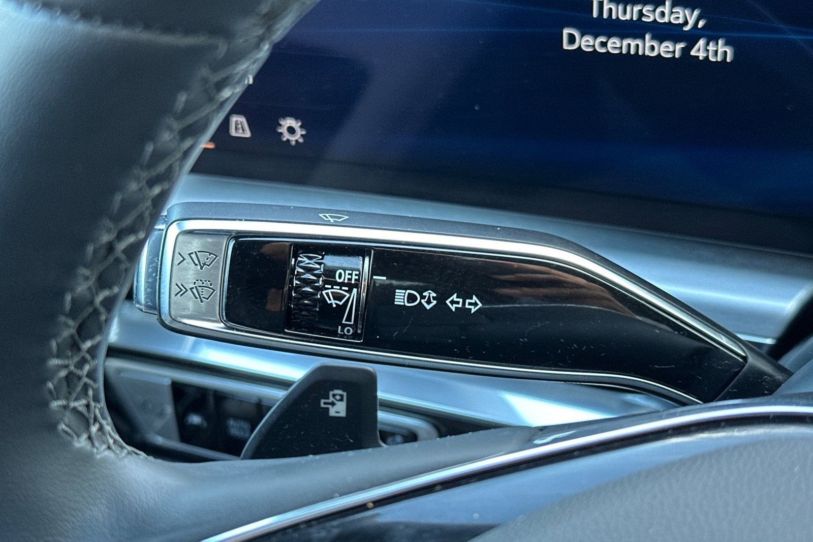 Certified 2025 Cadillac Lyriq Luxury image 35