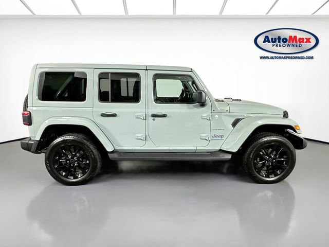 Used 2024 Jeep Wrangler Unlimited Sahara AWD/4WD image 9