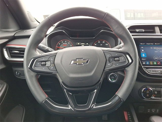 Used 2023 Chevrolet TrailBlazer RS w/ Convenience Package image 11
