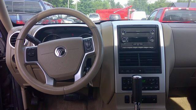 Used 2009 Mercury Mountaineer Premier AWD/4WD image 10