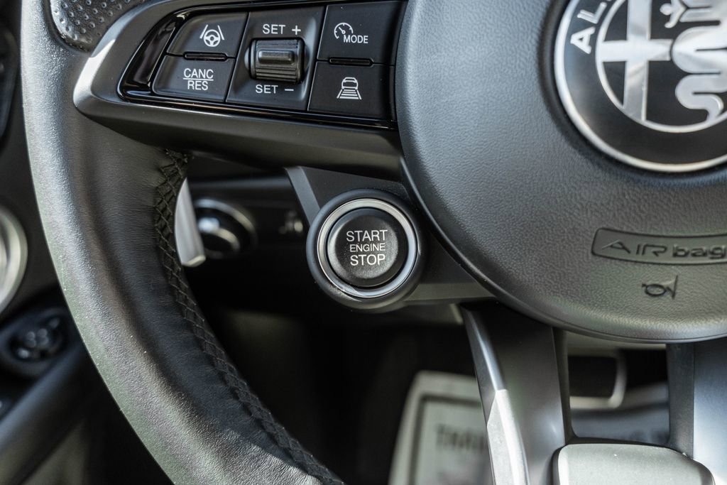 Used 2024 Alfa Romeo Tonale Veloce image 29