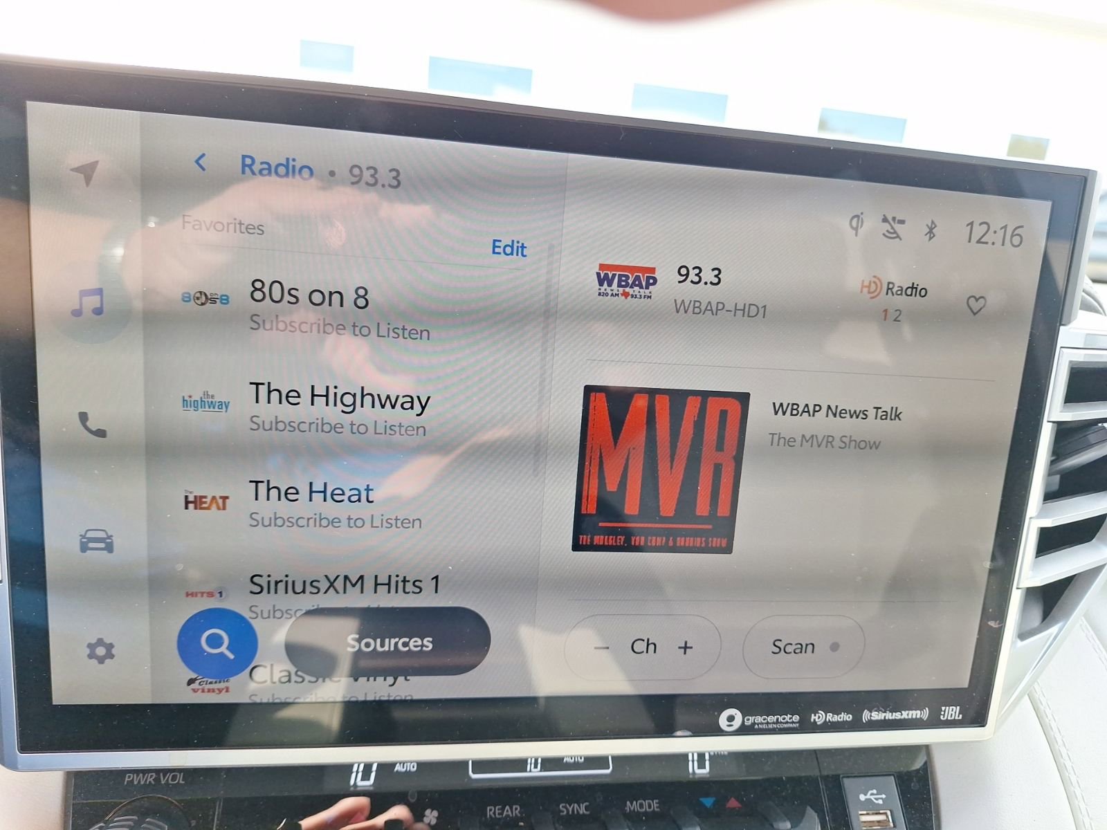 Used 2024 Toyota Sequoia Capstone image 25