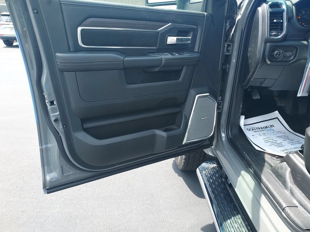 New 2026 RAM 5500 4x4 Crew Cab w/ Laramie Trim Package image 12