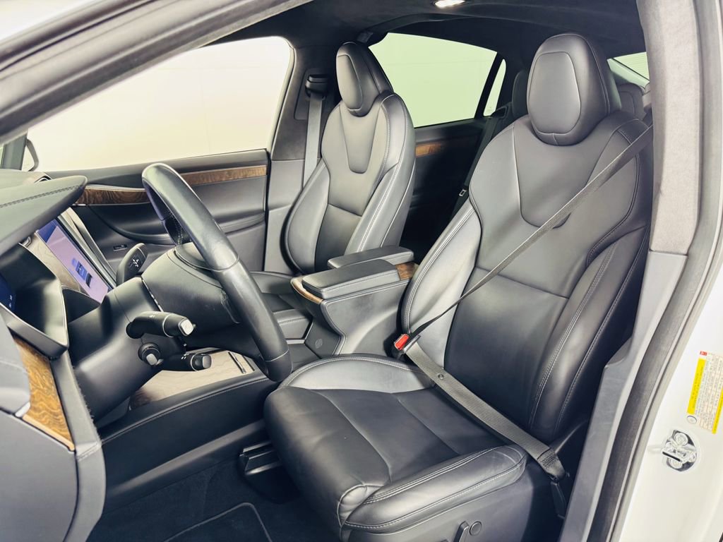 Used 2021 Tesla Model X Long Range image 7