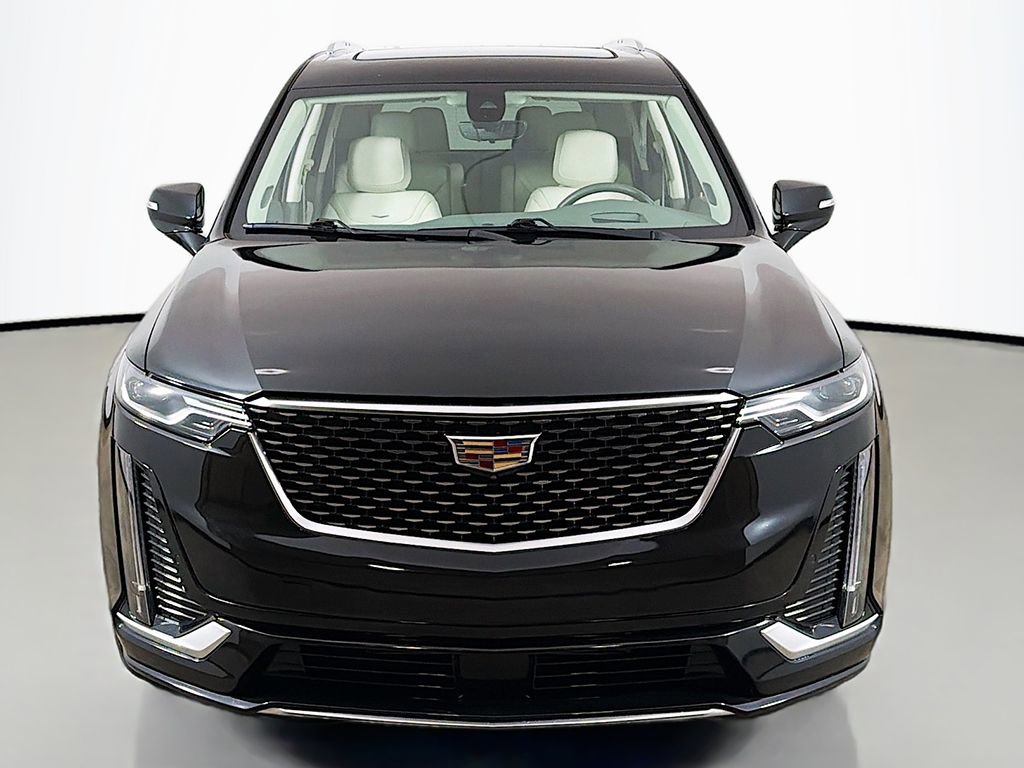 Used 2024 Cadillac XT6 Premium Luxury w/ Technology Package AWD/4WD image 16