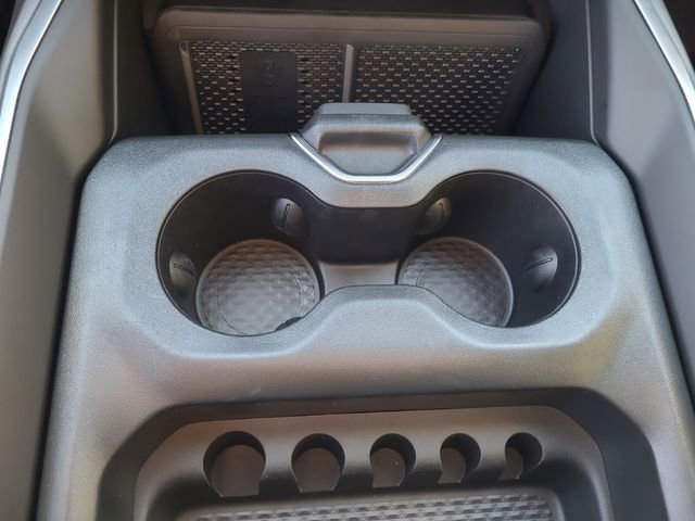 New 2026 RAM 1500 4x4 Crew Cab image 16