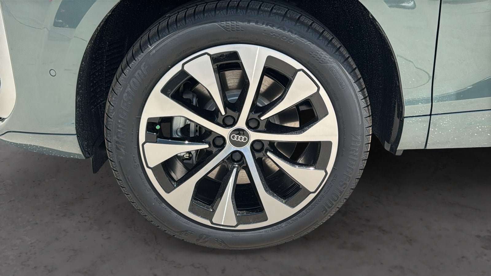 New 2026 Audi Q3 quattro 2.0T AWD/4WD image 25