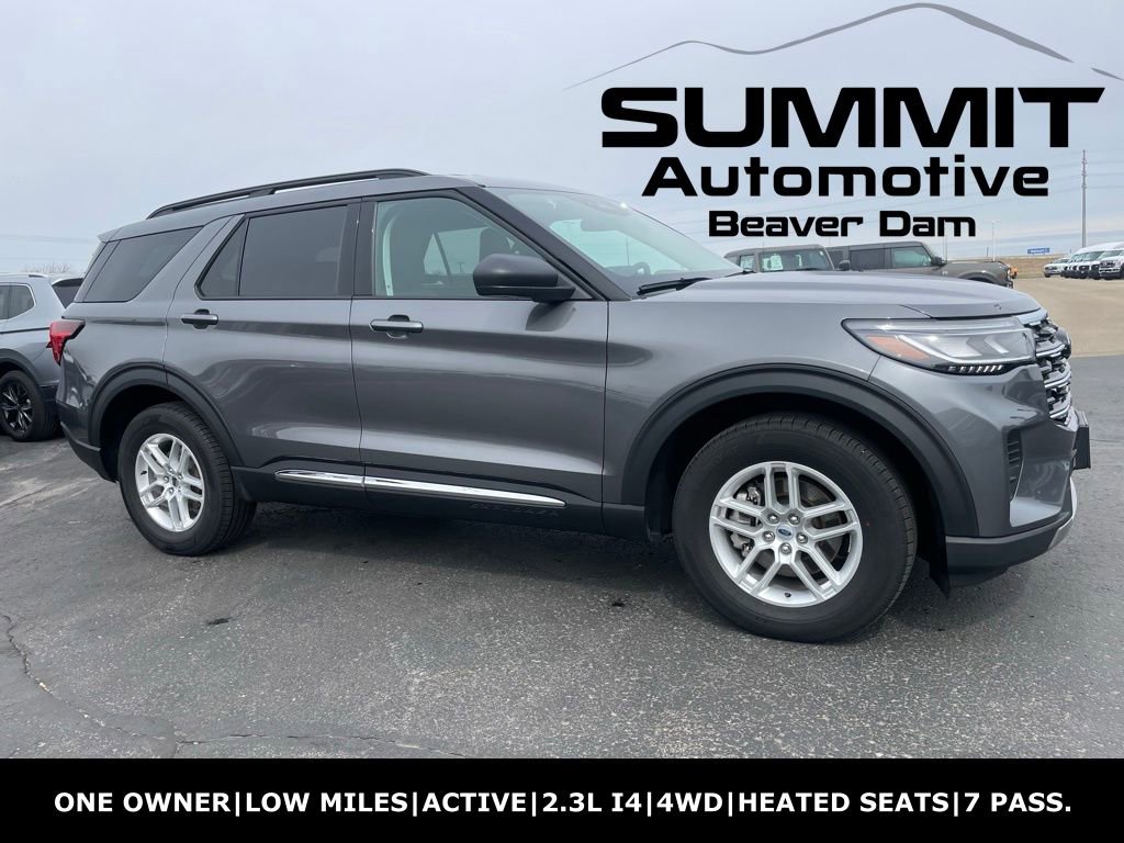 Used 2025 Ford Explorer Active image 1