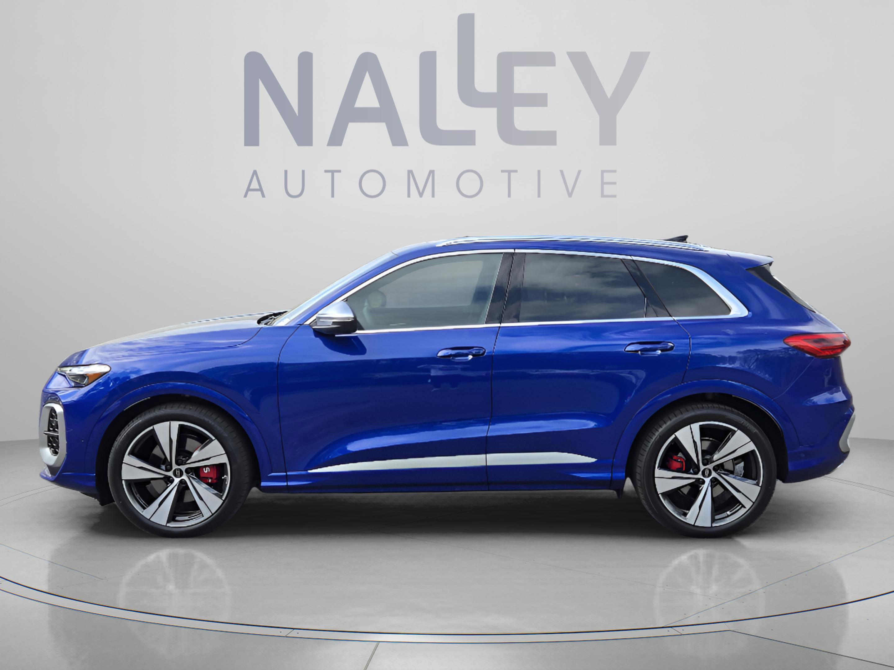 New 2026 Audi SQ5 Premium Plus AWD/4WD image 2