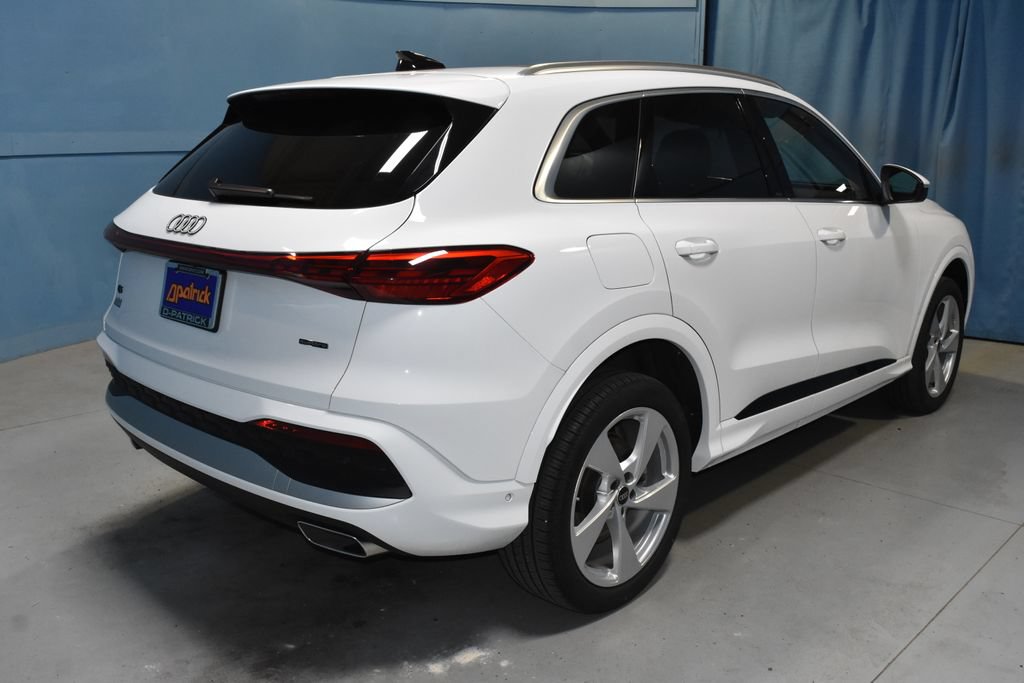 Certified 2025 Audi Q5 Premium w/ Premium Plus AWD/4WD image 23