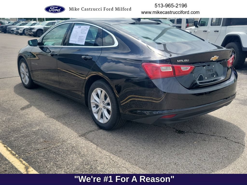 Used 2025 Chevrolet Malibu LT FWD image 3