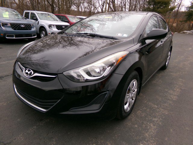 Used 2016 Hyundai Elantra SE FWD image 4