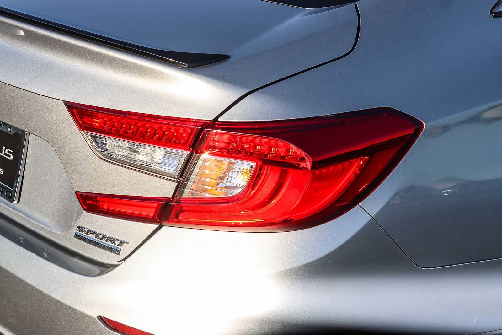 Used 2021 Honda Accord Sport Special Edition image 6