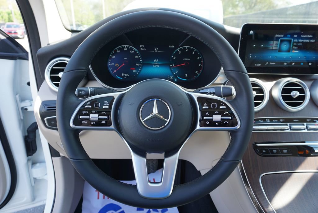 Used 2022 Mercedes-Benz GLC 300 4MATIC Coupe image 18