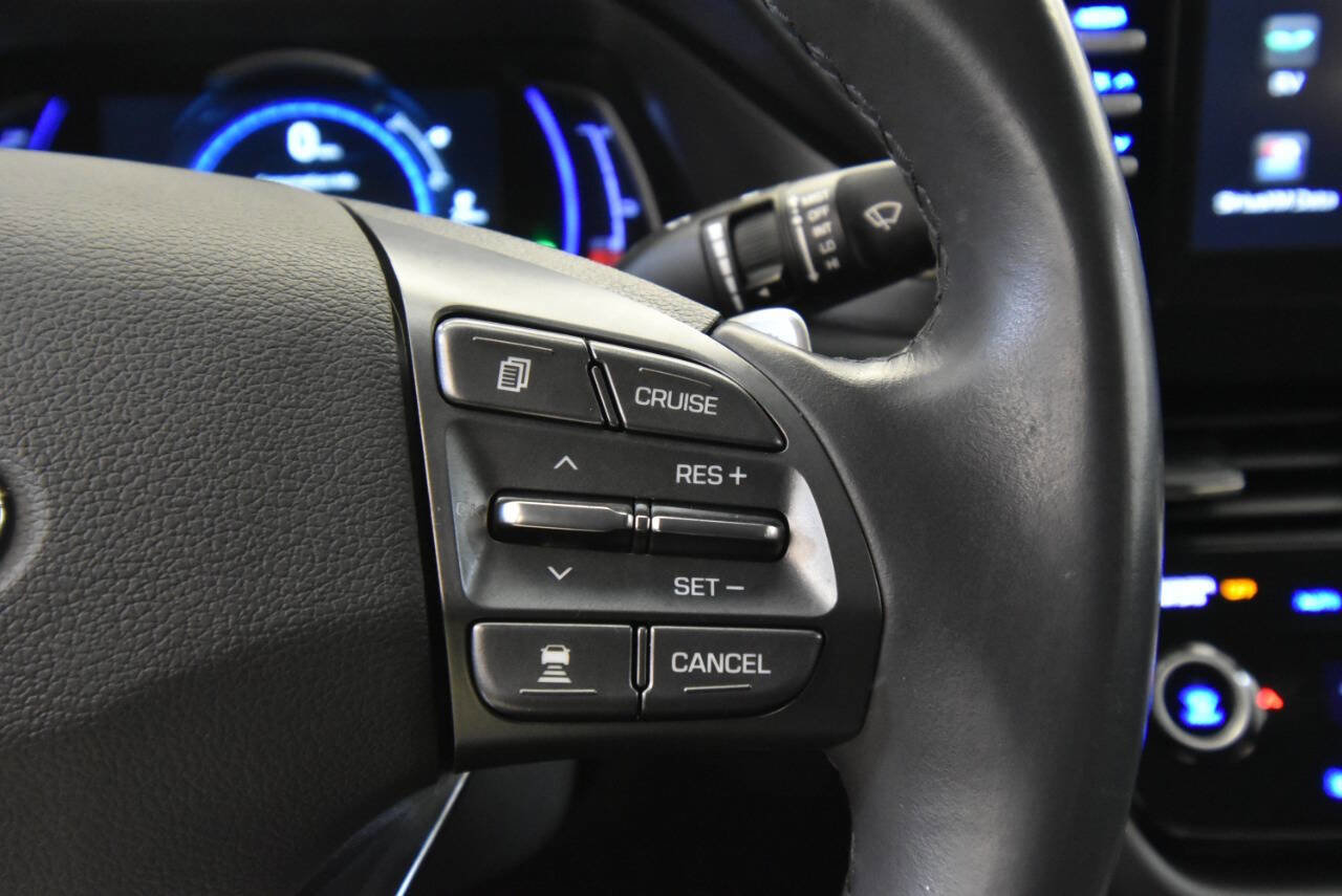 Used 2020 Hyundai Ioniq SE image 27