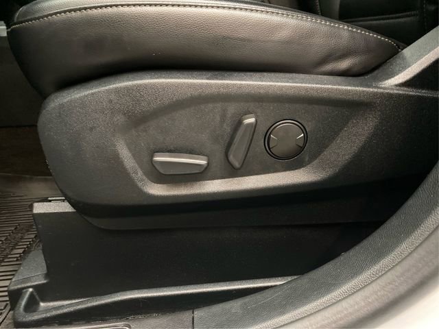 Used 2020 Ford Edge SEL image 24