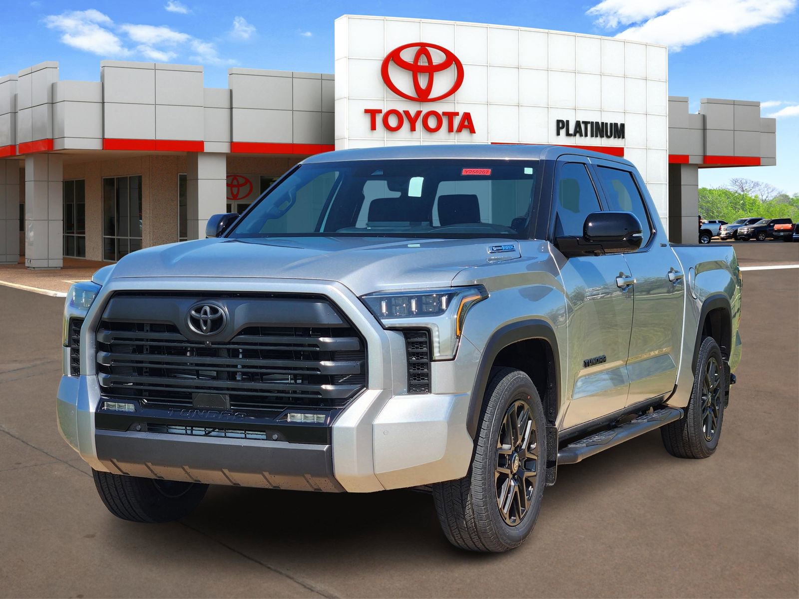 Used 2025 Toyota Tundra Limited image 2