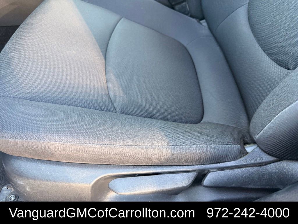 Used 2020 Toyota Corolla LE image 13