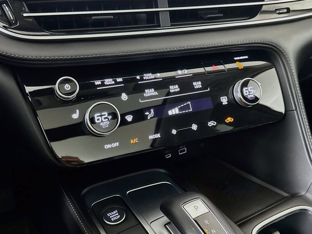 Used 2024 INFINITI QX60 Luxe AWD/4WD image 18