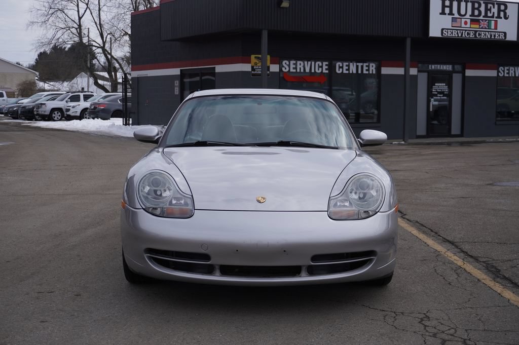 Used 2001 Porsche 911 Carrera RWD image 2
