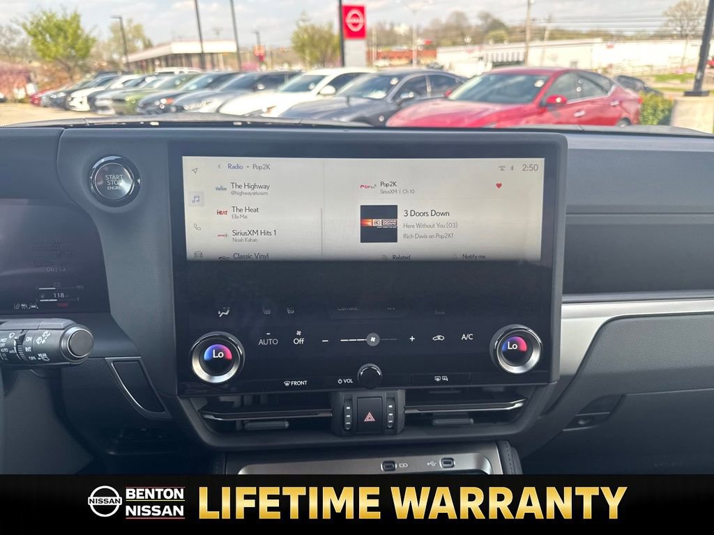 Used 2026 Lexus GX 550 image 17