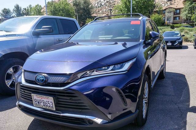 Used 2021 Toyota Venza XLE w/ Carpet Mat Package (TMS) image 6