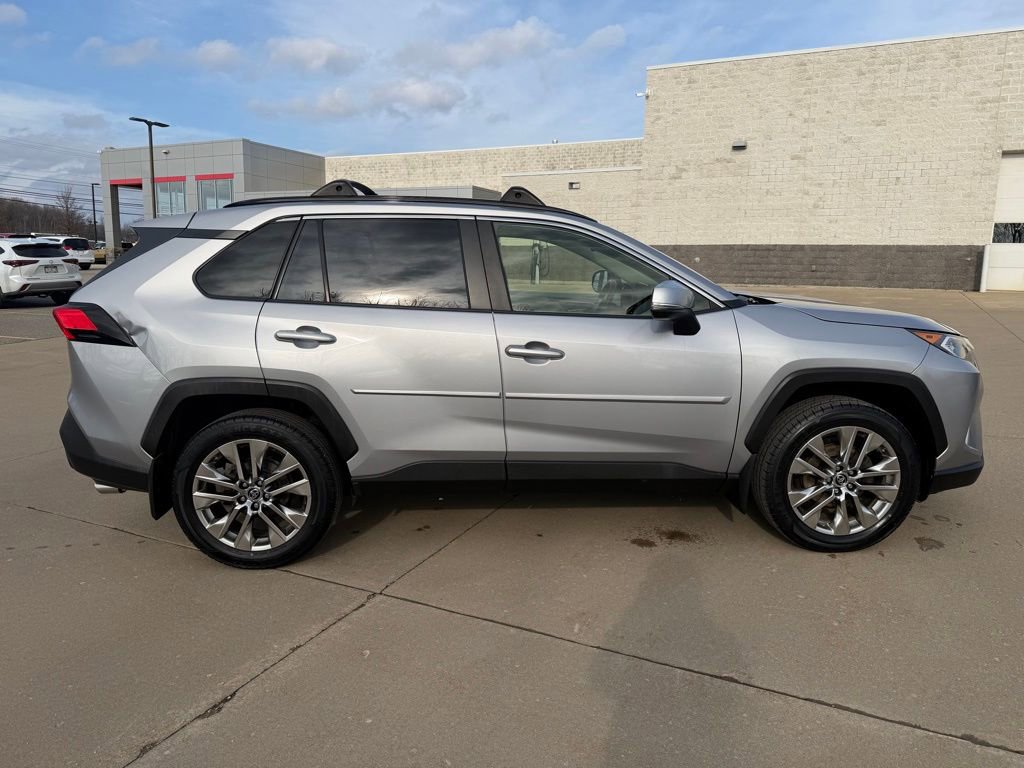 Used 2019 Toyota RAV4 XLE Premium w/ Cold Weather Package image 6