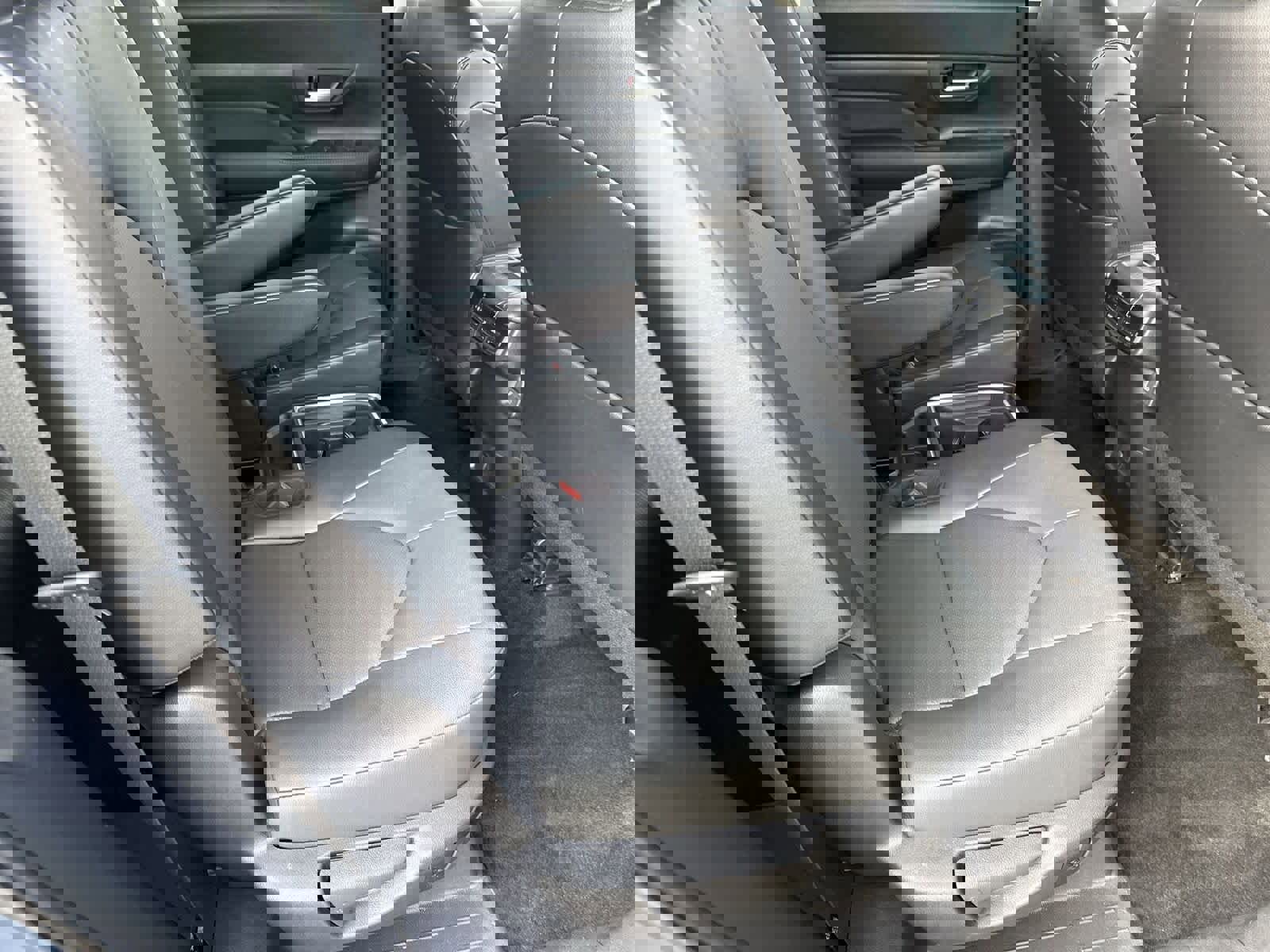 Used 2025 Toyota Grand Highlander AWD image 13