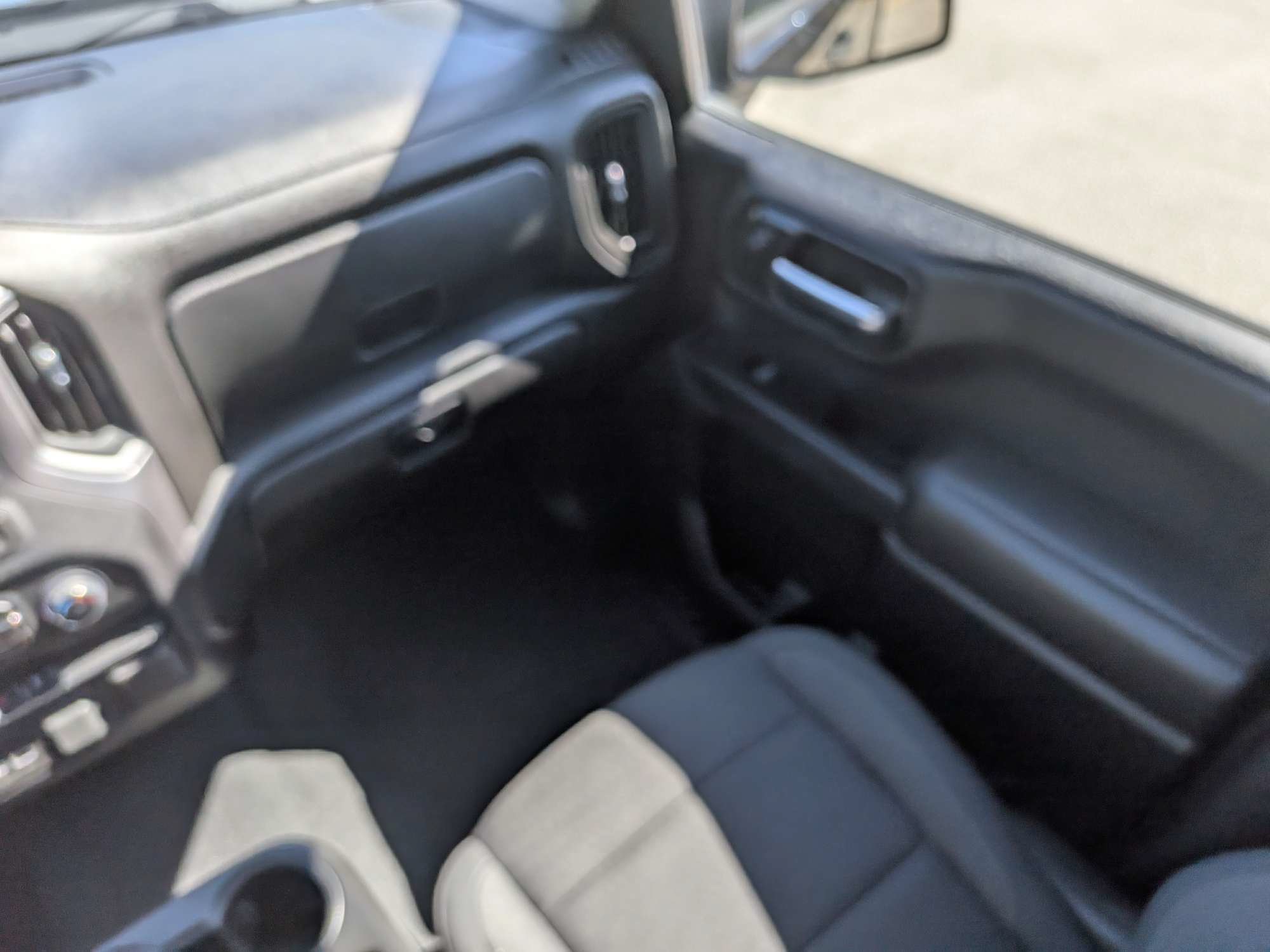Used 2022 Chevrolet Silverado 1500 Custom AWD/4WD image 18