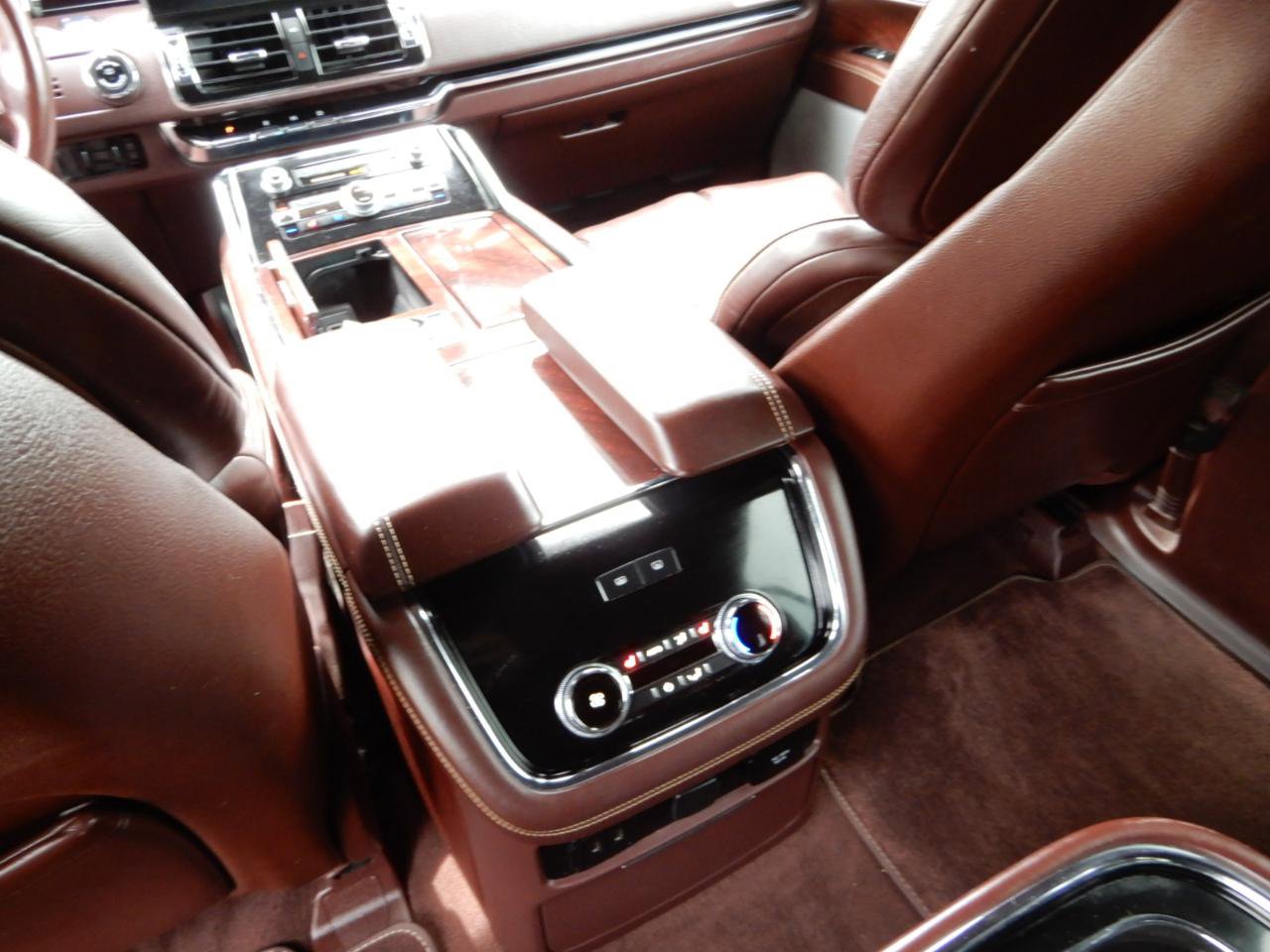 Used 2018 Lincoln Navigator Black Label image 21