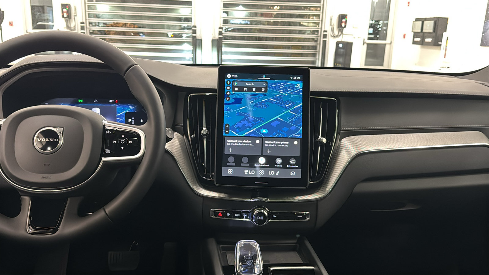 New 2026 Volvo XC60 B5 Ultra w/ Protection Package Premier AWD/4WD image 11