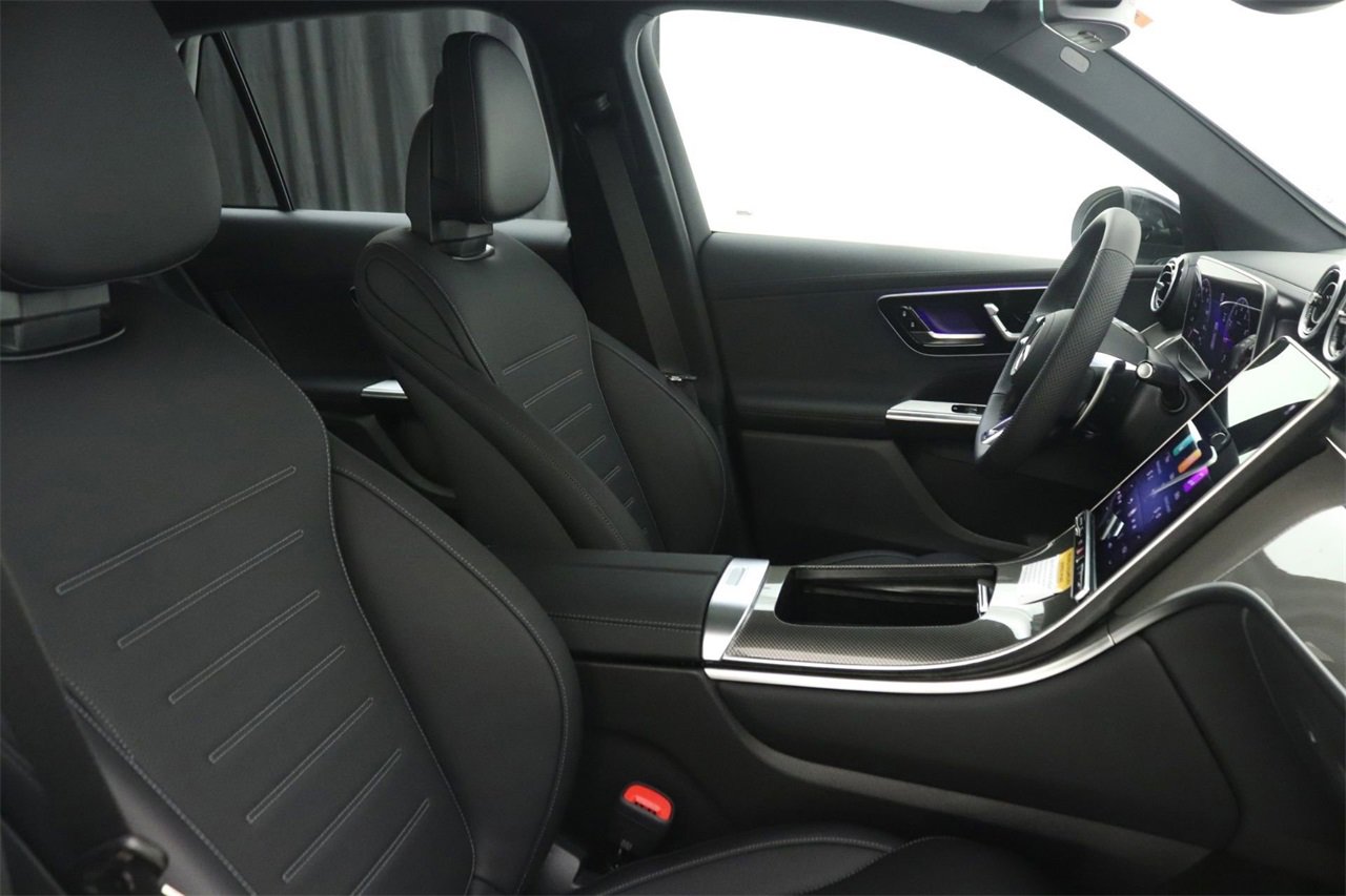 New 2025 Mercedes-Benz GLC 43 AMG 4MATIC image 9
