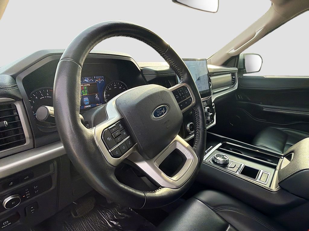 Used 2022 Ford Expedition XLT RWD image 11