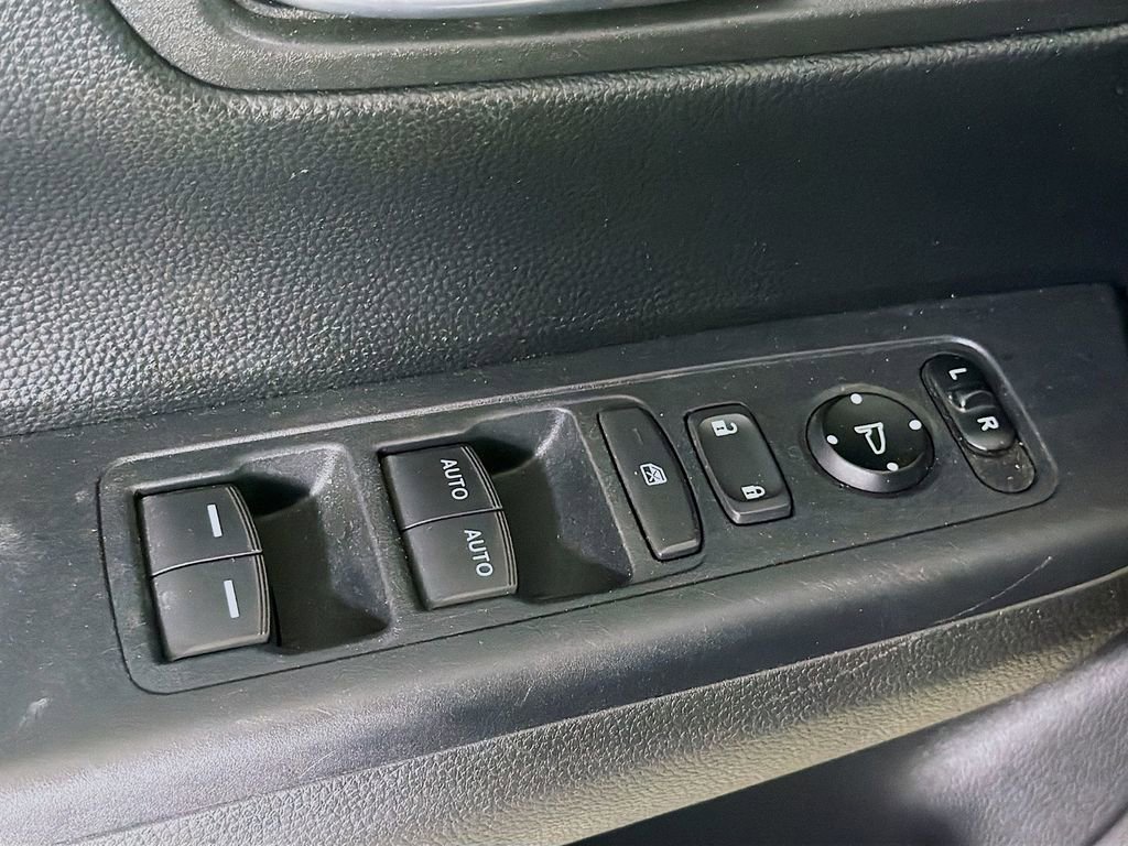Used 2023 Honda CR-V EX image 21