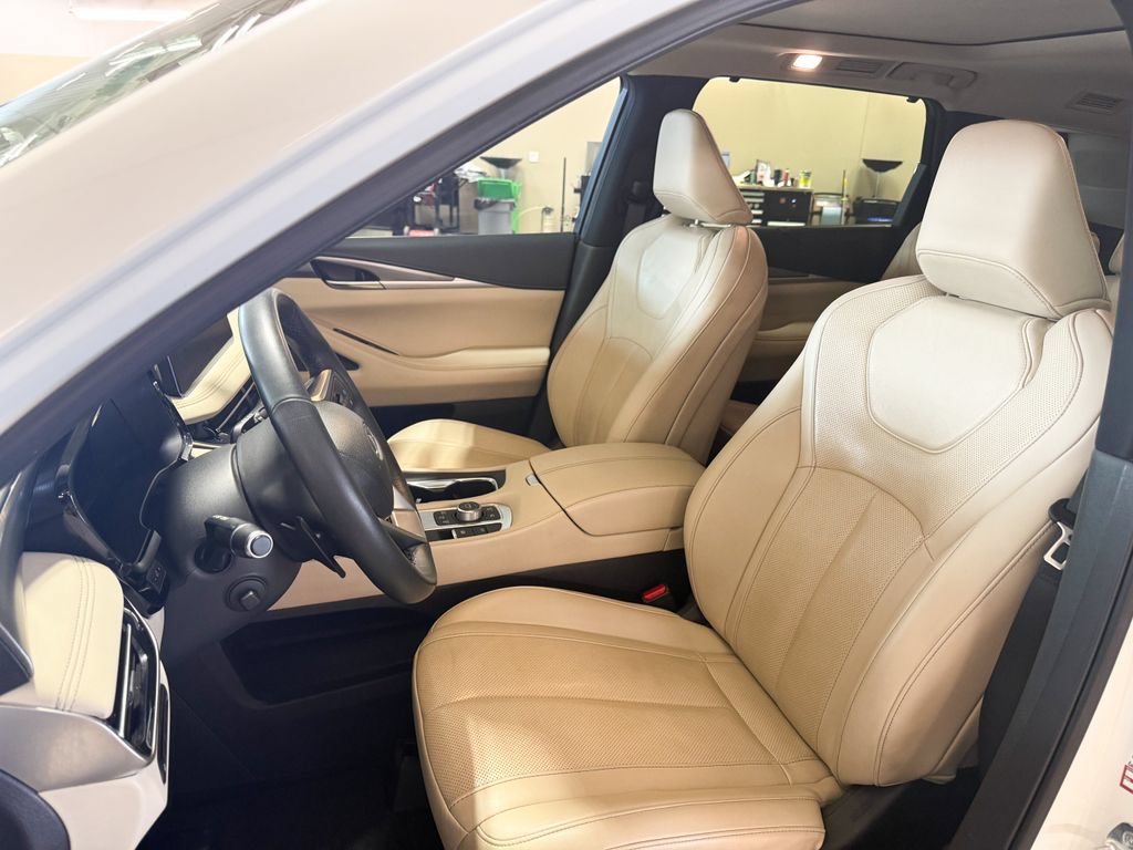 Used 2023 INFINITI QX60 Luxe AWD/4WD image 11