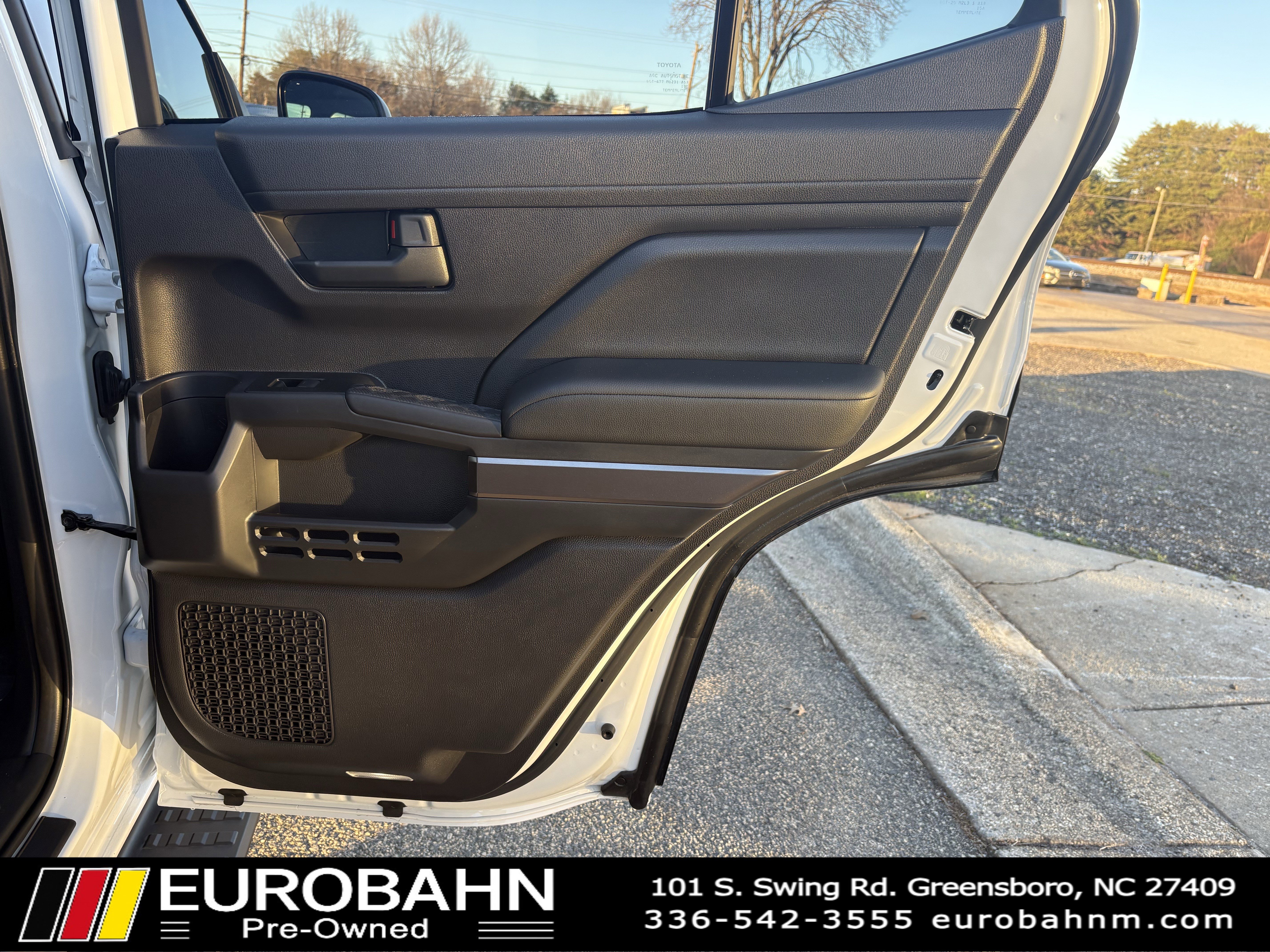 Used 2025 Toyota 4Runner SR5 image 39