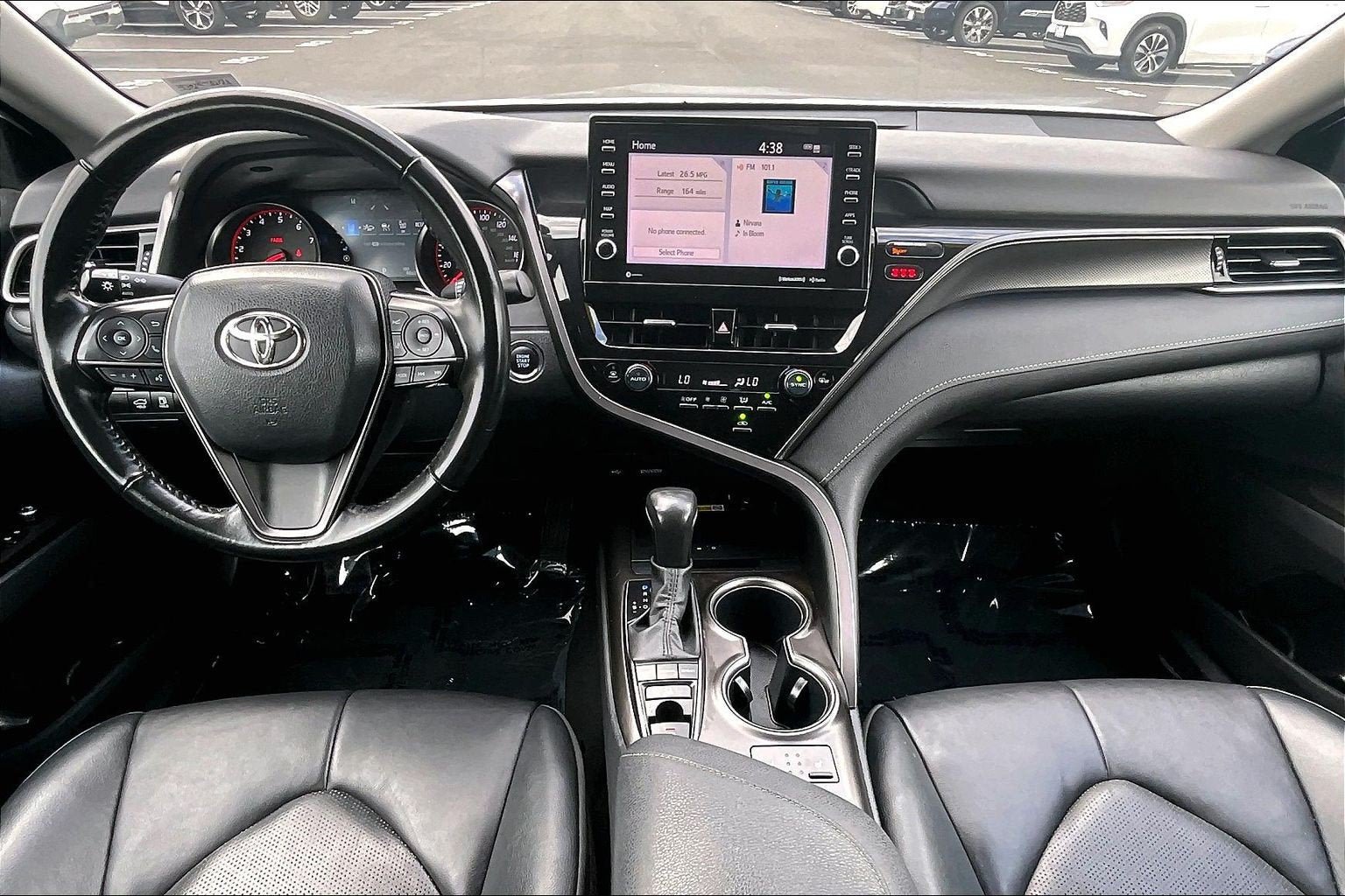 Used 2023 Toyota Camry XSE FWD image 14