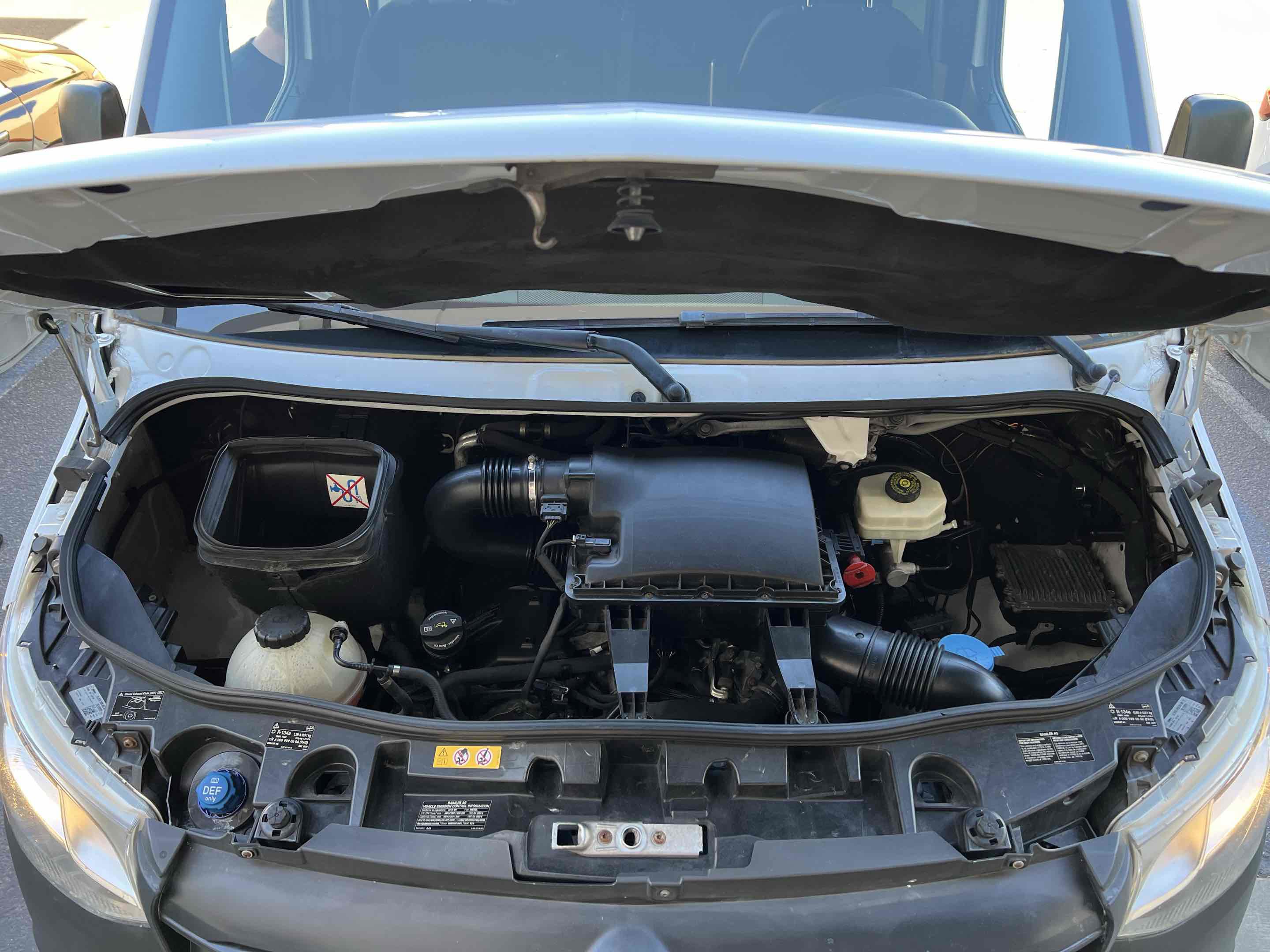 Used 2019 Mercedes-Benz Sprinter 2500 w/ Driver Convenience Package image 77