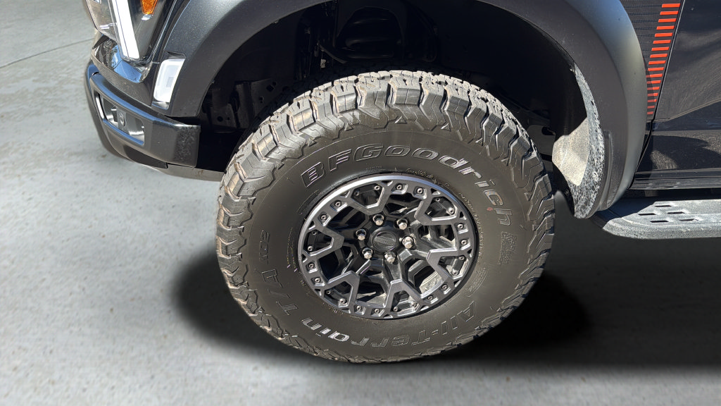 Used 2026 Ford F150 Raptor AWD/4WD image 17