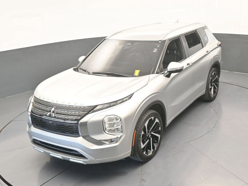 Used 2022 Mitsubishi Outlander SEL image 43