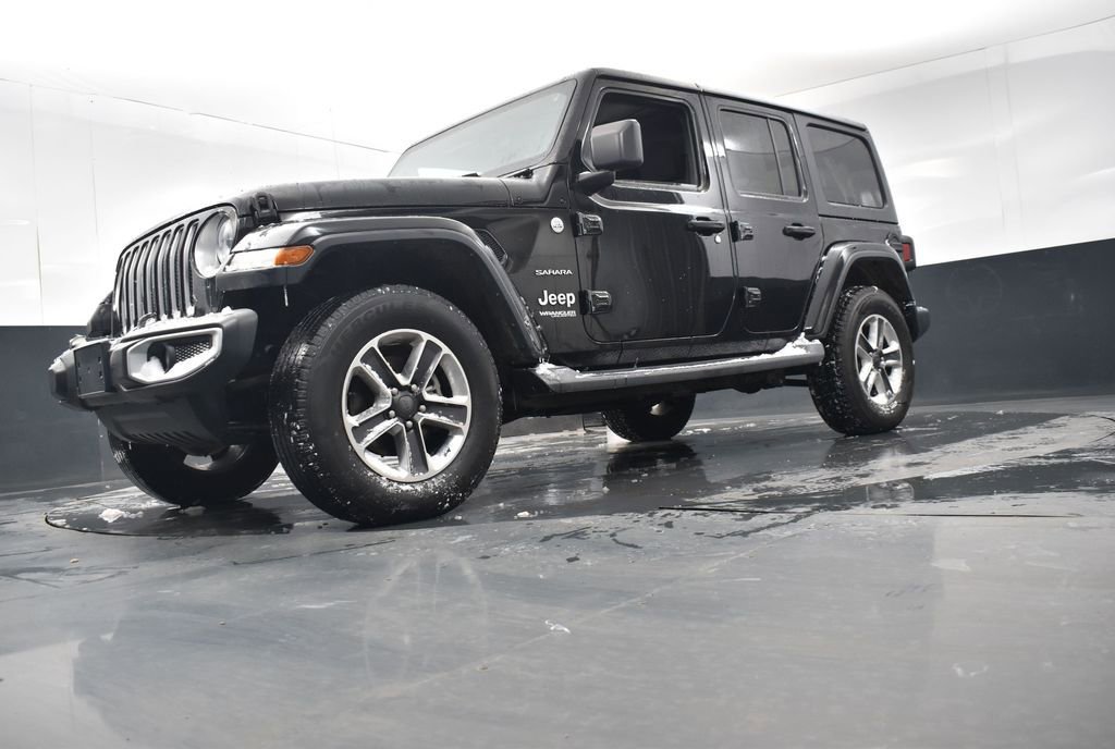 Used 2019 Jeep Wrangler Unlimited Sahara image 23