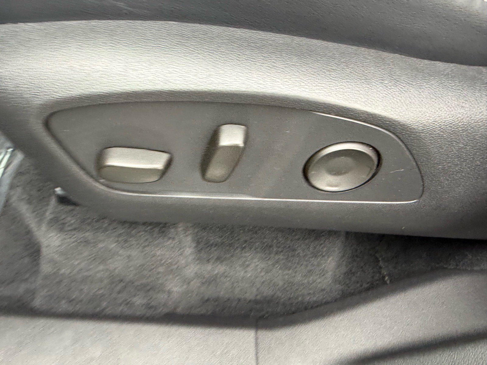 Used 2026 Buick Enclave Preferred w/ Power Package FWD image 20