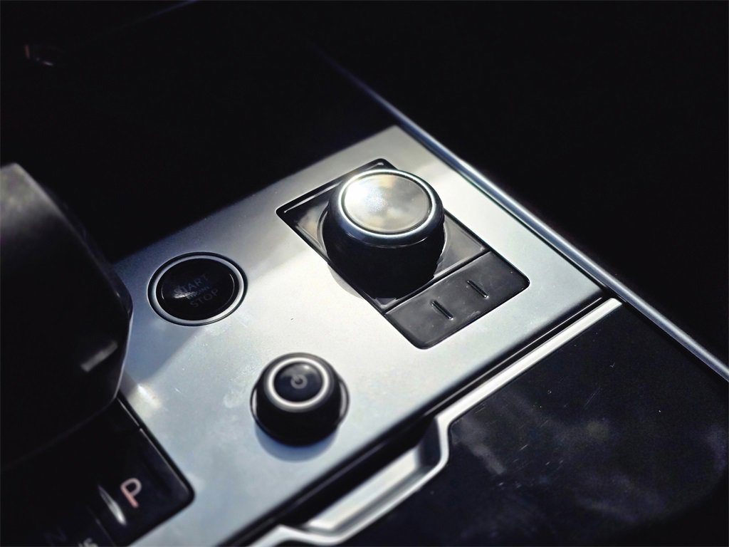 Used 2023 Land Rover Range Rover SE image 34