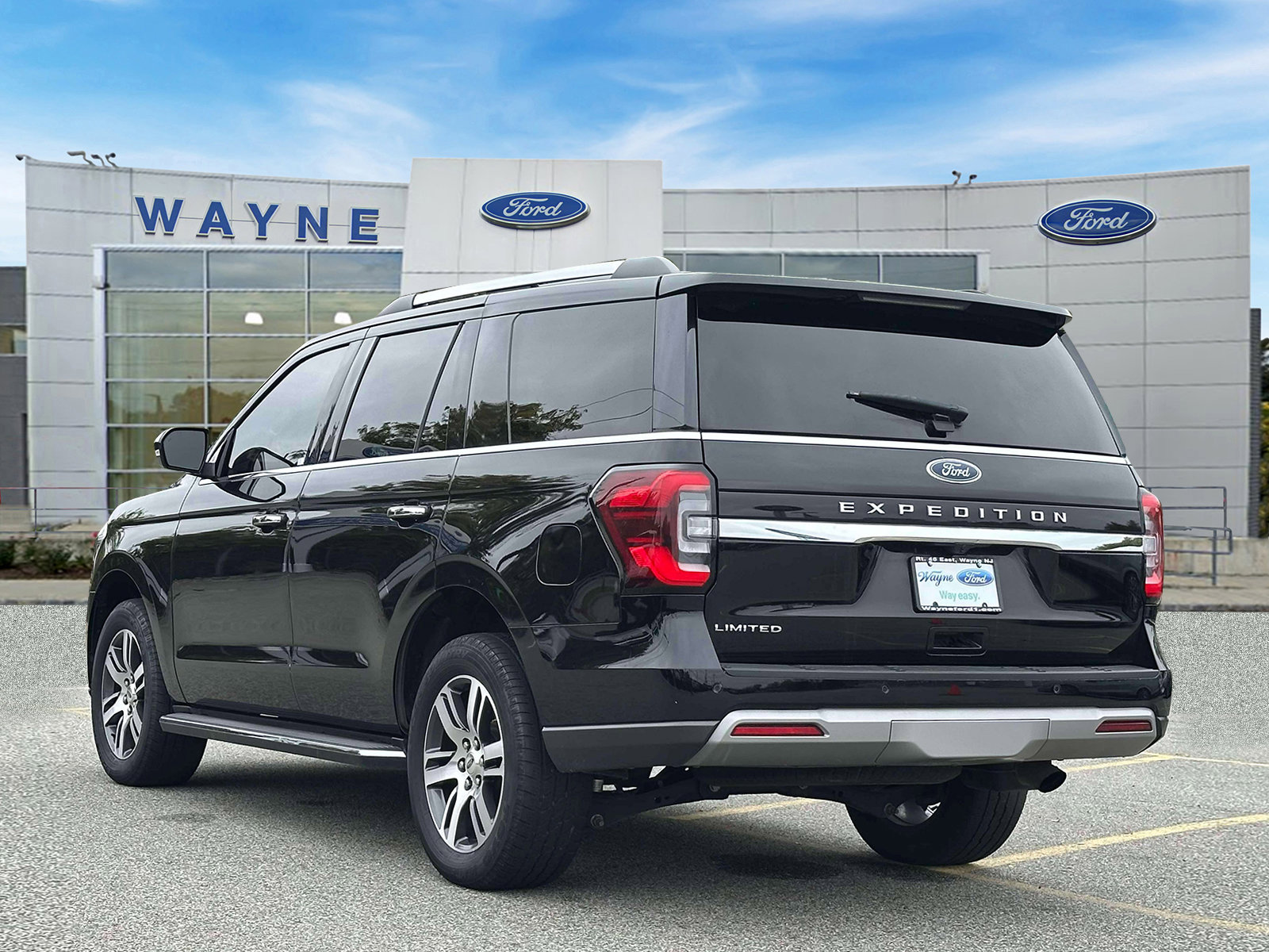 Certified 2023 Ford Expedition Limited image 4