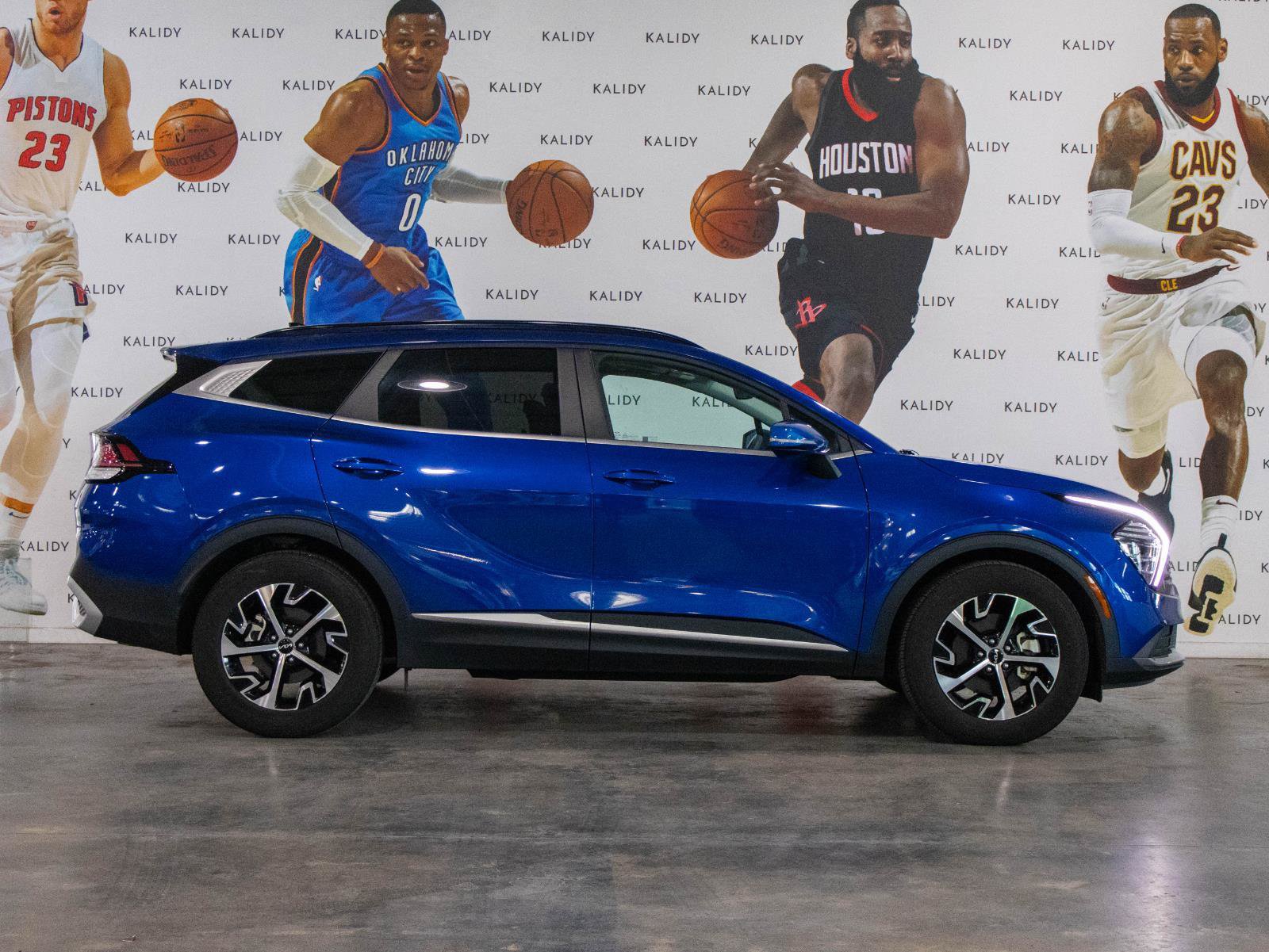 Used 2025 Kia Sportage EX w/ Premium Package FWD image 19