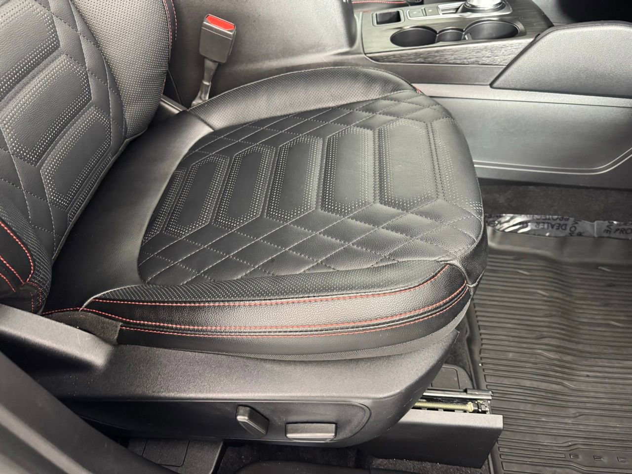 Used 2024 Ford Escape ST-Line Elite w/ Premium Technology Package AWD/4WD image 42