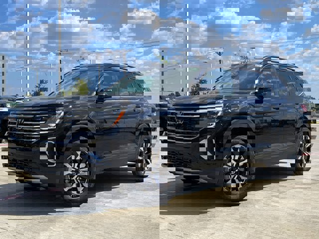 New 2026 Volkswagen Atlas SE