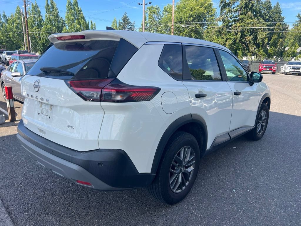 Used 2023 Nissan Rogue S AWD/4WD image 4